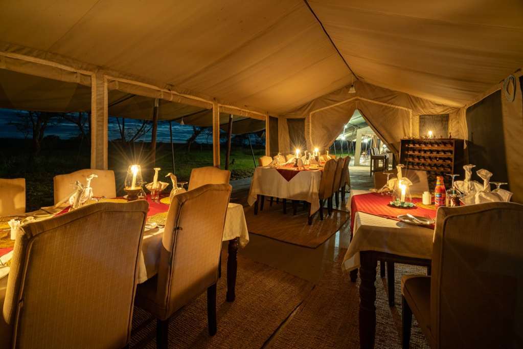 Karibu Camps And Lodges Sametu Camp Serengeti Robanda Restaurante foto